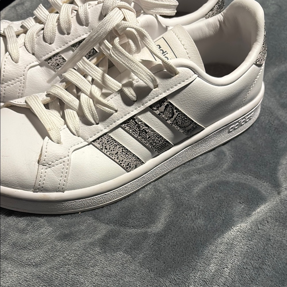Adidas White and Gray Classic Sneakers with Signature Stripes